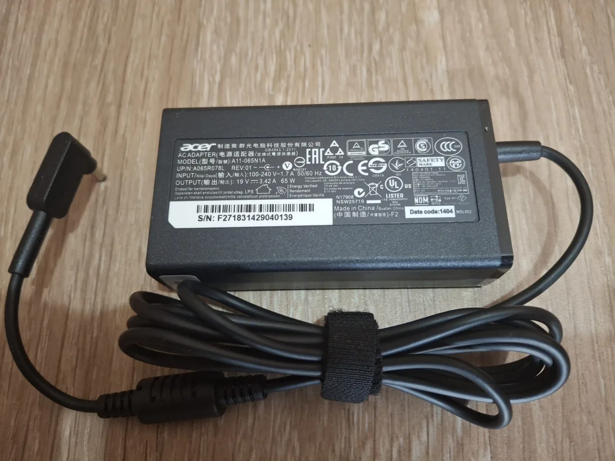 acer swift 14, sf14-71t, sf314-44 punjac original novo
