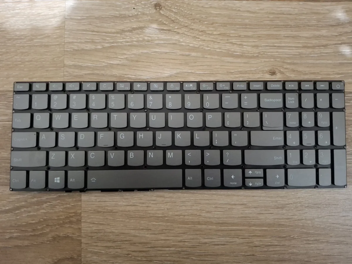 tastatura lenovo 320-15iap 320-15ast sa osvetljenjem nova