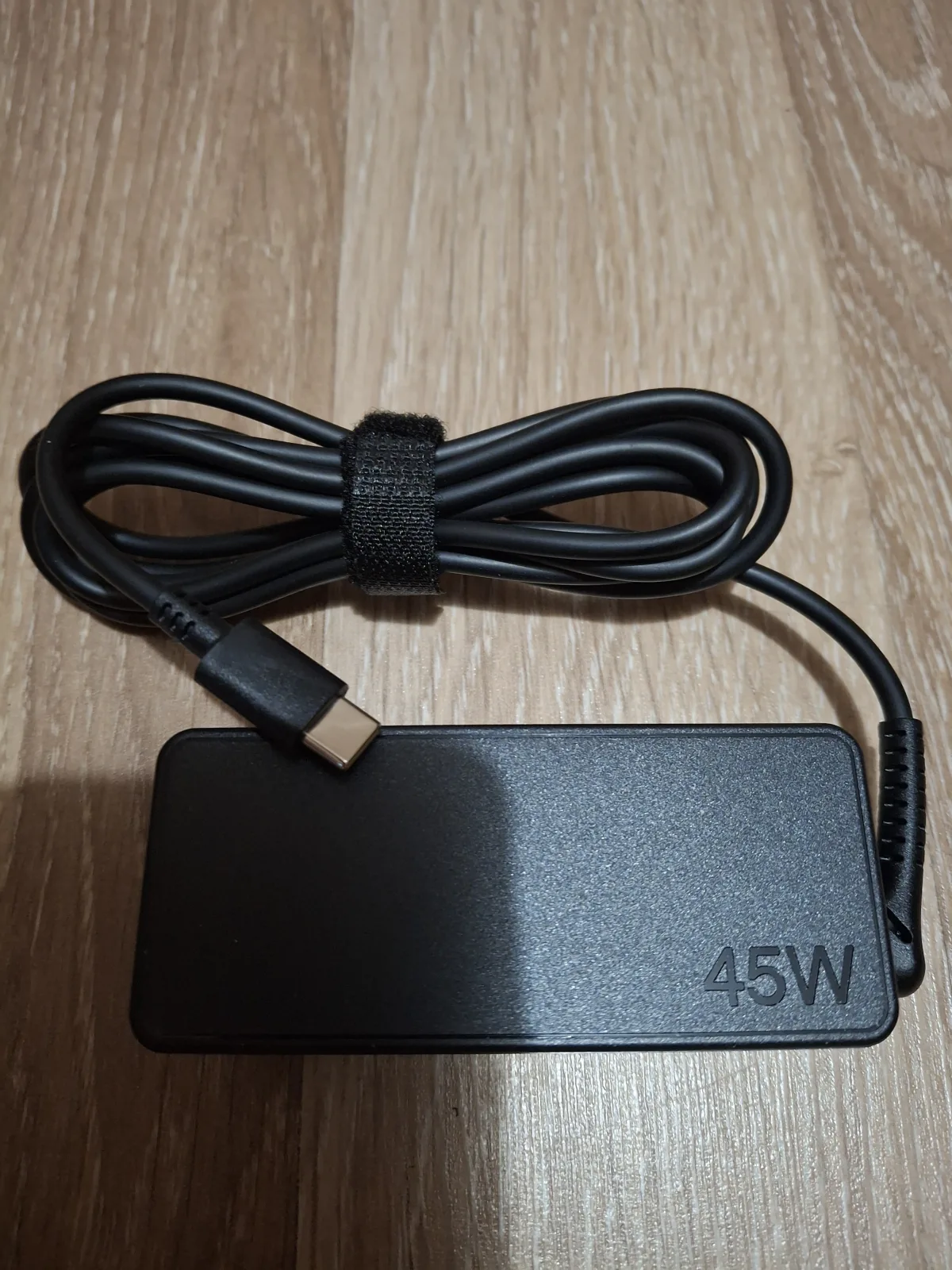 lenovo punjac 45w type c usb-c original novo