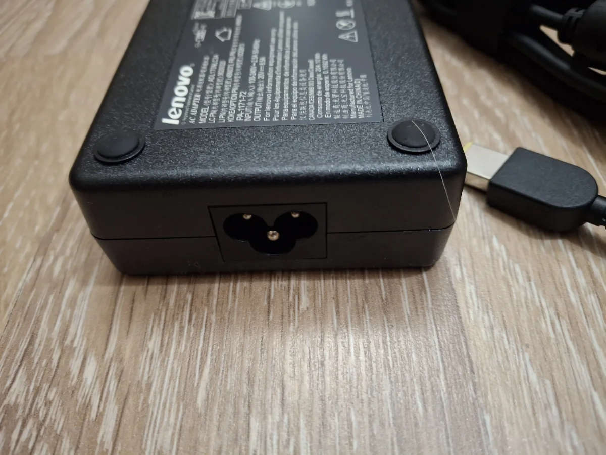 lenovo punjac 170w 8.5a usb pin original novo