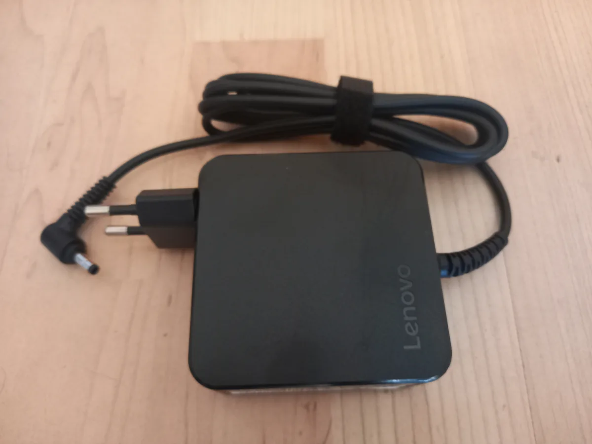 lenovo punjac adp-65hw pa-1650-20ll original novo